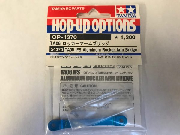 TAM54370 - IFS Rocker Arm Bridge Aluminum - TA06